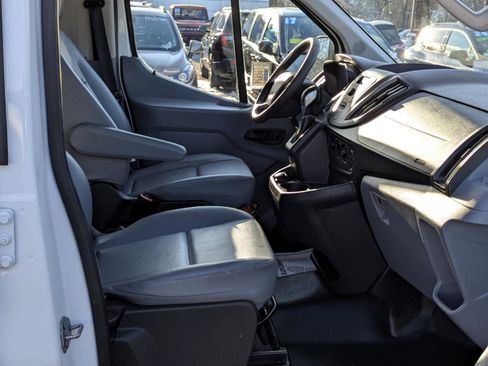 Used 2019 Ford Transit 150 XL image 24