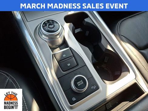 Certified 2022 Ford Explorer XLT w/ Equipment Group 202A image 22