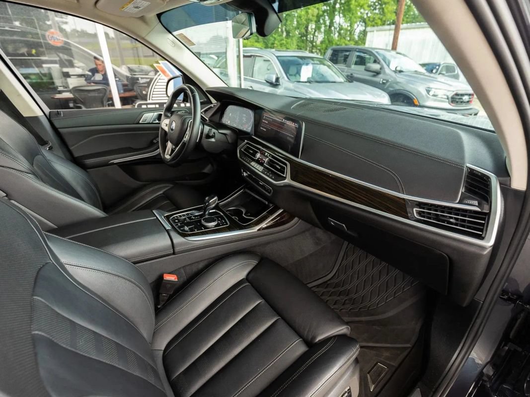 Used 2020 BMW X7 xDrive40i w/ Premium Package AWD/4WD image 23