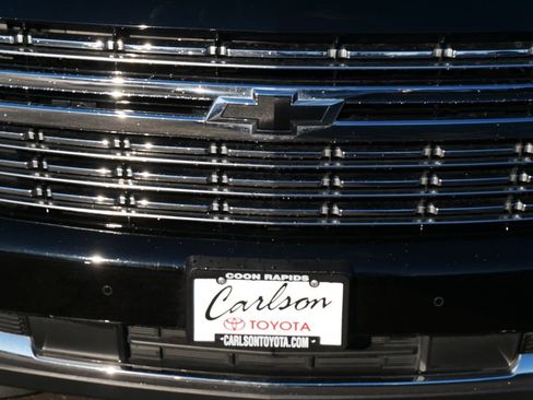 Used 2023 Chevrolet Tahoe Premier image 9