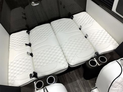 Used 2024 Mercedes-Benz Sprinter 3500 image 12