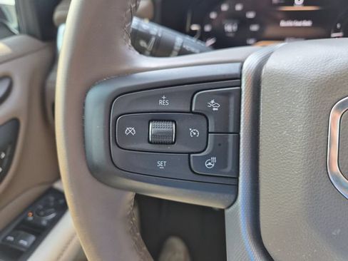 Used 2023 GMC Yukon Denali AWD/4WD image 22
