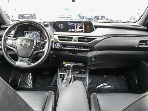 Used 2020 Lexus UX 250h image 13