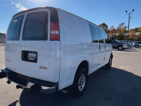 Used 2019 GMC Savana 2500 w/ Driver Convenience Package image 8