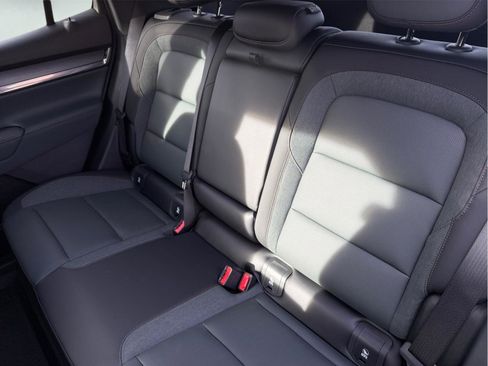 New 2026 GMC Terrain AT4 w/ Convenience Package III image 36