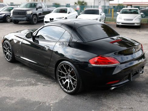 Used 2009 BMW Z4 sDrive35i image 3
