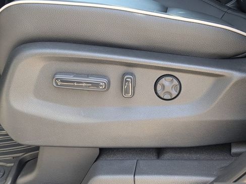 New 2026 Honda Odyssey Touring image 21