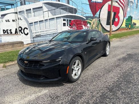Used 2020 Chevrolet Camaro LT RWD image 46