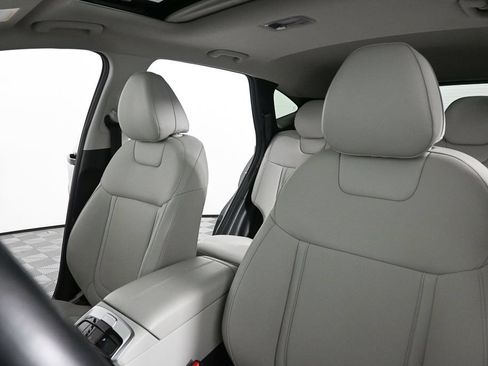 Used 2024 Hyundai Tucson SEL w/ Convenience Package FWD image 5