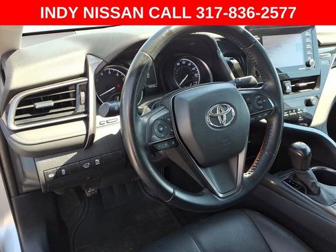 Used 2022 Toyota Camry SE image 16