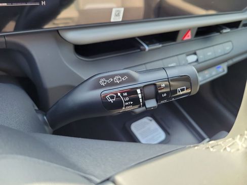 New 2027 Kia Seltos S FWD image 28