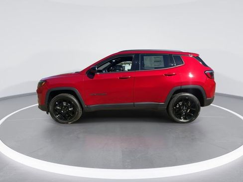 New 2026 Jeep Compass Latitude image 5