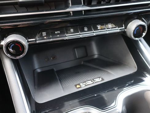 New 2026 Chevrolet Traverse RS AWD/4WD image 29