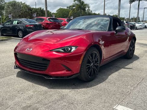 Used 2026 MAZDA MX-5 Miata Club w/ Interior Package RWD image 5
