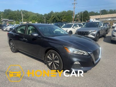 Used 2021 Nissan Altima 2.5 SV