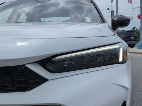 Used 2025 Honda Civic Sport Touring image 12