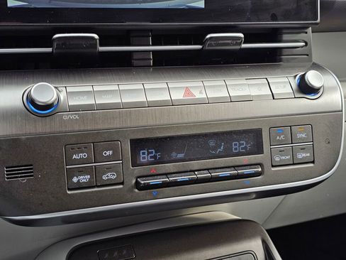 Used 2024 Hyundai Kona SEL image 22