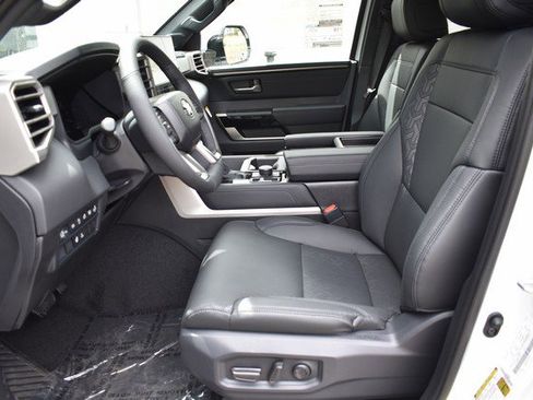 New 2025 Toyota Tundra Limited image 7