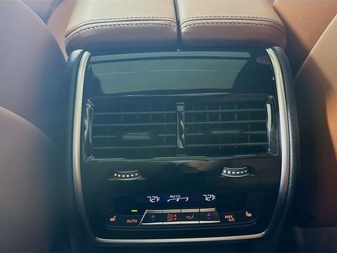 New 2026 BMW ALPINA XB7 image 27