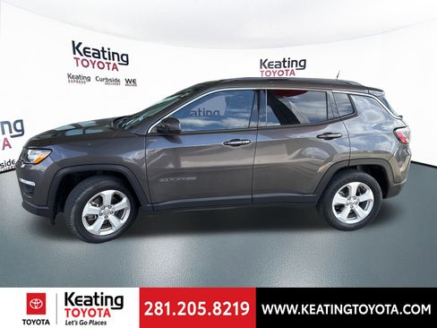 Used 2021 Jeep Compass Latitude image 4