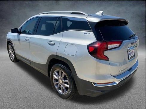 Used 2022 GMC Terrain SLT FWD image 7