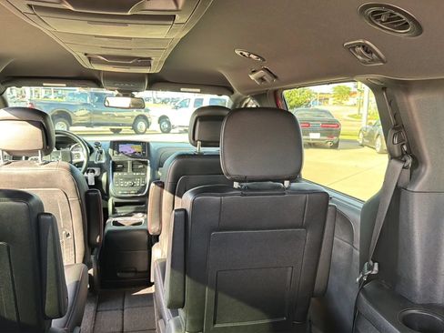 Used 2020 Dodge Grand Caravan GT FWD image 67