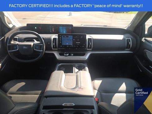 Used 2025 Ford Expedition Max Active AWD/4WD image 30