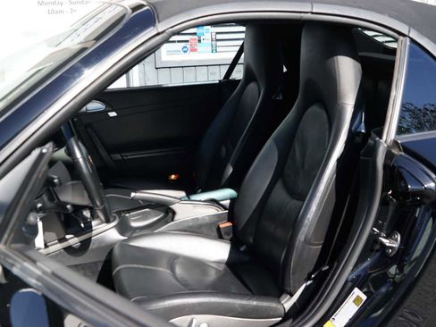 Used 2006 Porsche 911 Carrera 4 image 34