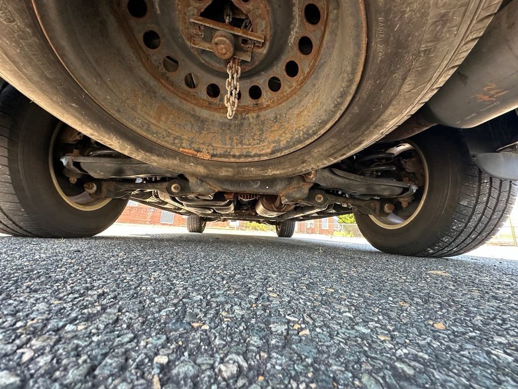 Used 2018 Toyota Sequoia SR5 AWD/4WD image 38
