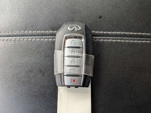 Used 2023 INFINITI QX60 Sensory w/ Cargo Package AWD/4WD image 30
