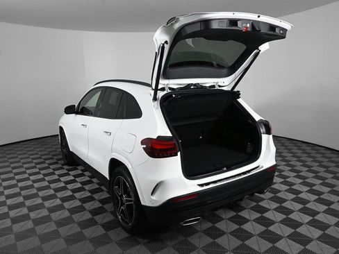 Certified 2025 Mercedes-Benz GLA 250 image 31
