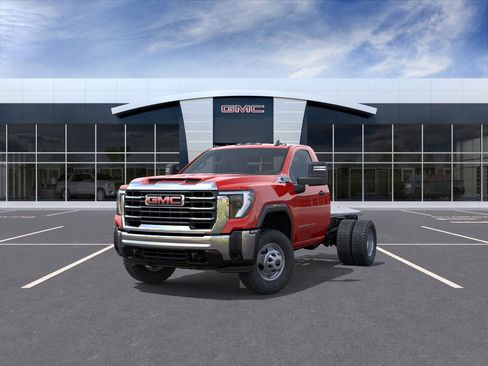 New 2025 GMC Sierra 3500 Pro w/ Convenience Package image 25