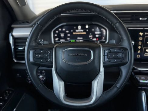 Used 2023 GMC Sierra 1500 Denali w/ Technology Package AWD/4WD image 21