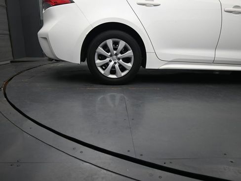 Used 2022 Toyota Corolla LE FWD image 10