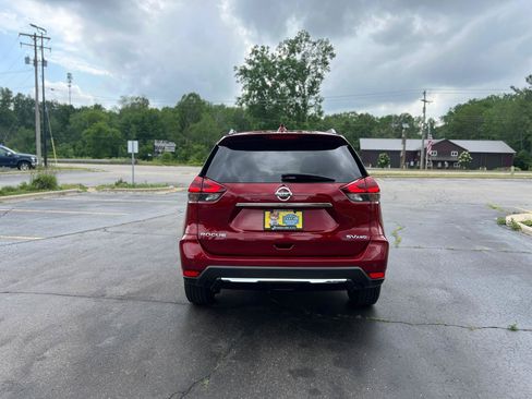 Used 2019 Nissan Rogue SV AWD/4WD image 7