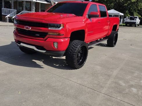 Used 2018 Chevrolet Silverado 1500 LT w/ All Star Edition AWD/4WD image 1