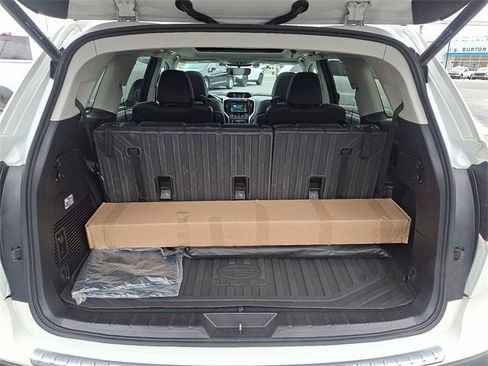Used 2022 Subaru Ascent Limited w/ Technology Package image 29