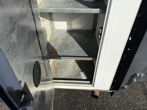 Used 2016 GMC Savana 3500 image 14