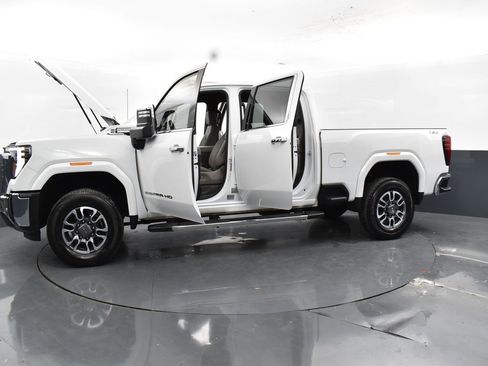 Used 2024 GMC Sierra 2500 SLT w/ Texas SLT Premium Package image 41