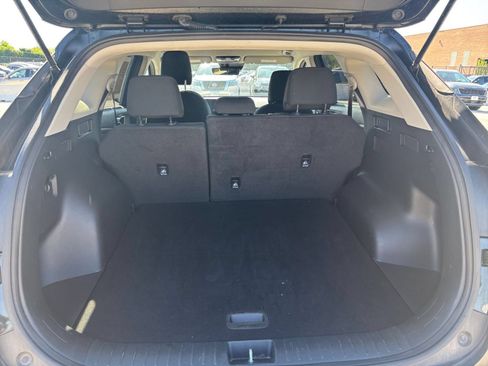 Used 2025 Kia Sportage LX FWD image 30