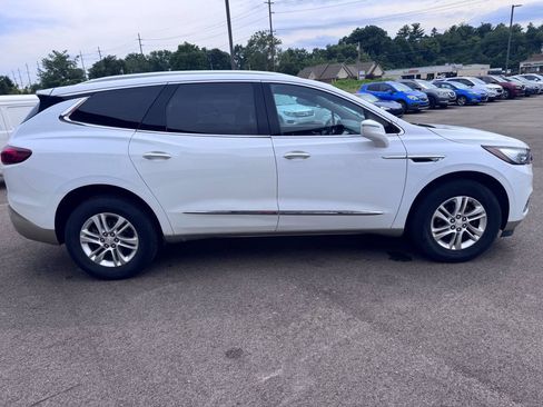 Used 2020 Buick Enclave Essence FWD image 4