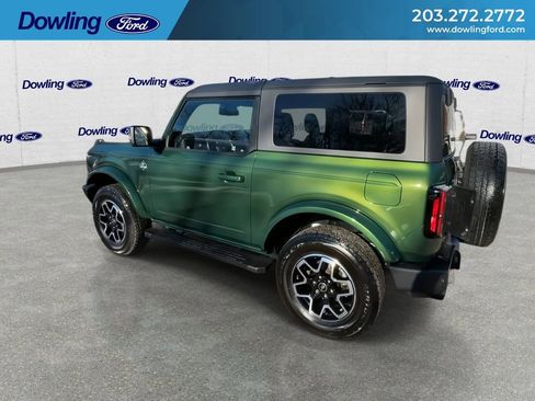 Used 2023 Ford Bronco Outer Banks image 9