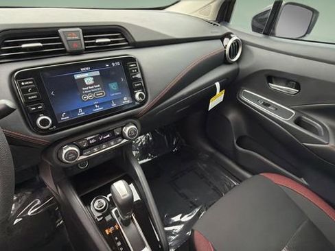 Used 2025 Nissan Versa SR w/ Trunk Package FWD image 24