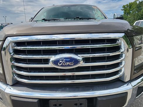 Used 2017 Ford F150 XLT w/ Equipment Group 302A Luxury AWD/4WD image 11