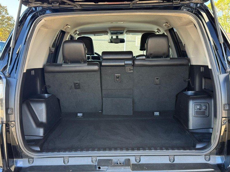 Used 2018 Toyota 4Runner SR5 Premium AWD/4WD image 9