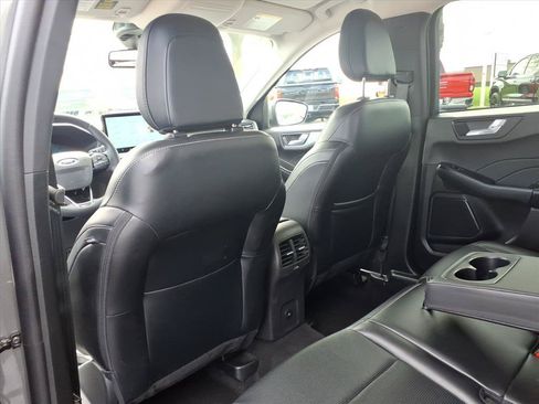 Used 2025 Ford Escape Platinum AWD/4WD image 26