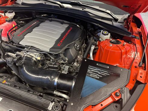 Used 2021 Chevrolet Camaro SS RWD image 22
