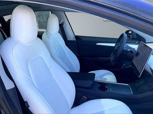 Used 2022 Tesla Model 3 Long Range AWD/4WD image 7