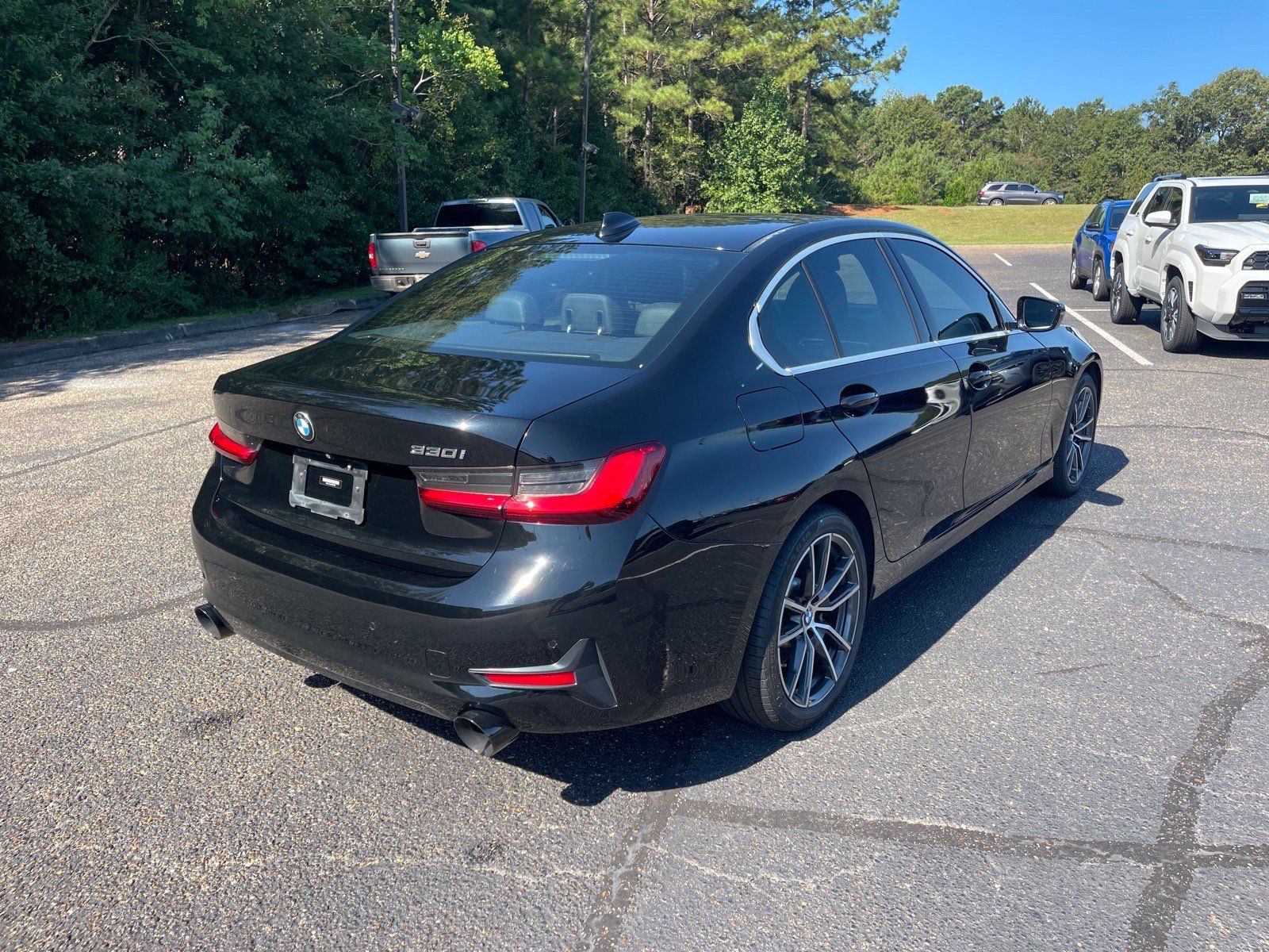 Used 2019 BMW 330i Sedan w/ Convenience Package RWD image 17