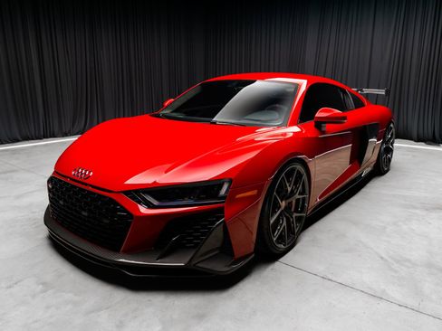 Used 2023 Audi R8 V10 performance image 10